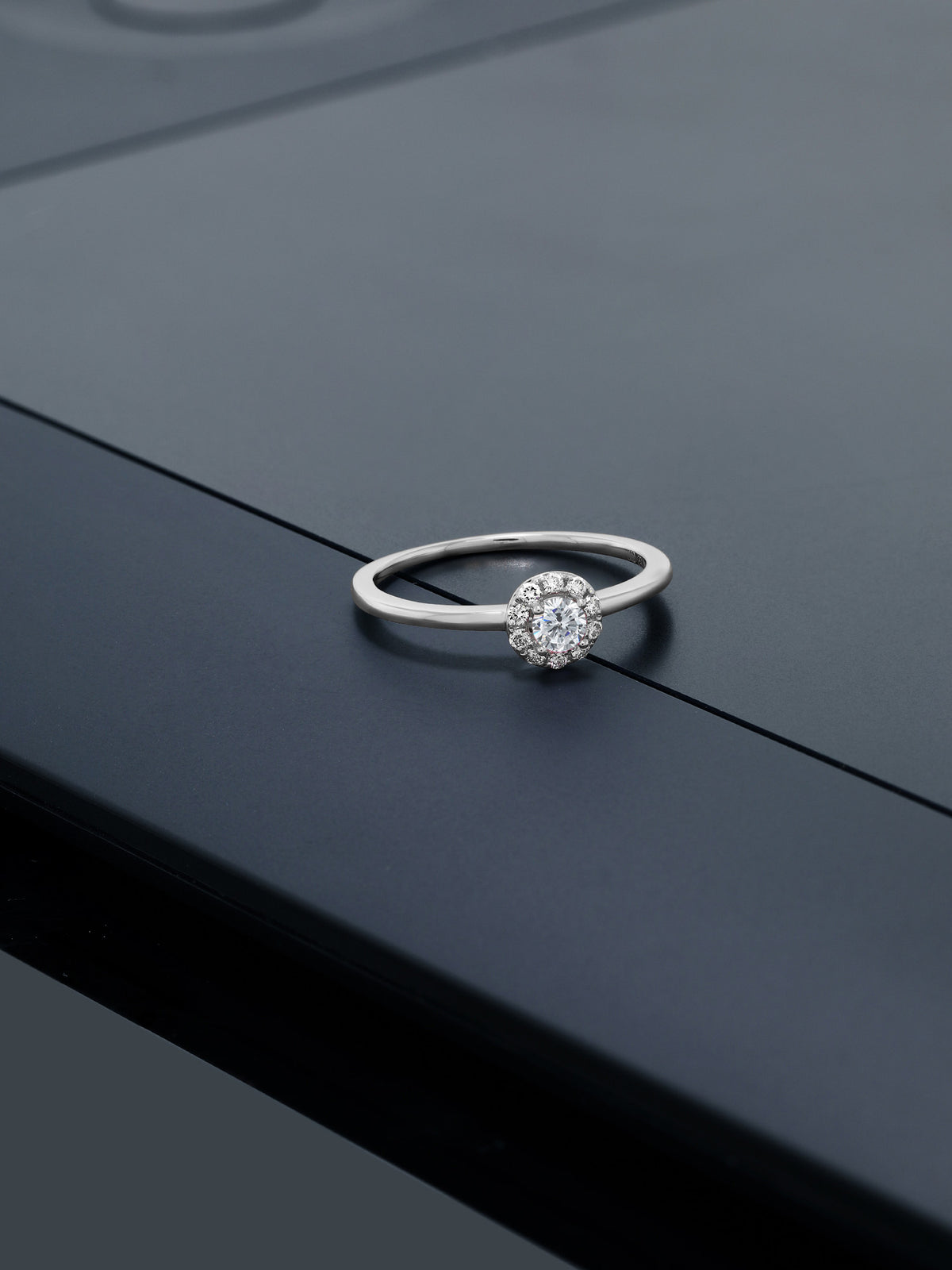 10K White Gold Lab Grown Diamond Engagement Ring G1402