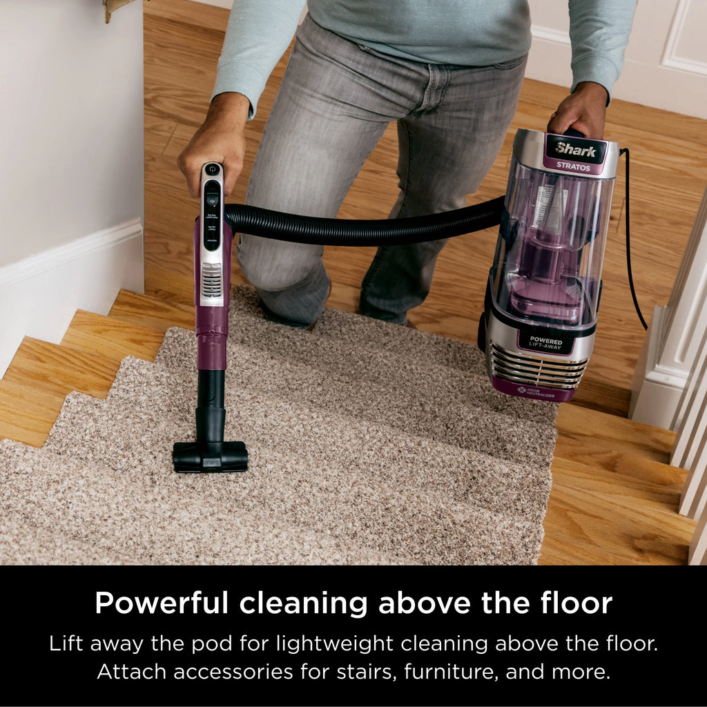 Upright Vacuum with Self-Cleaning Brushroll M993