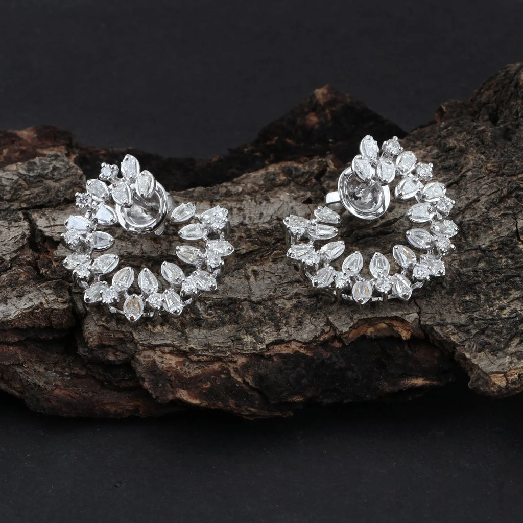 18K White Gold Baguette Diamond Stud Earrings M104529