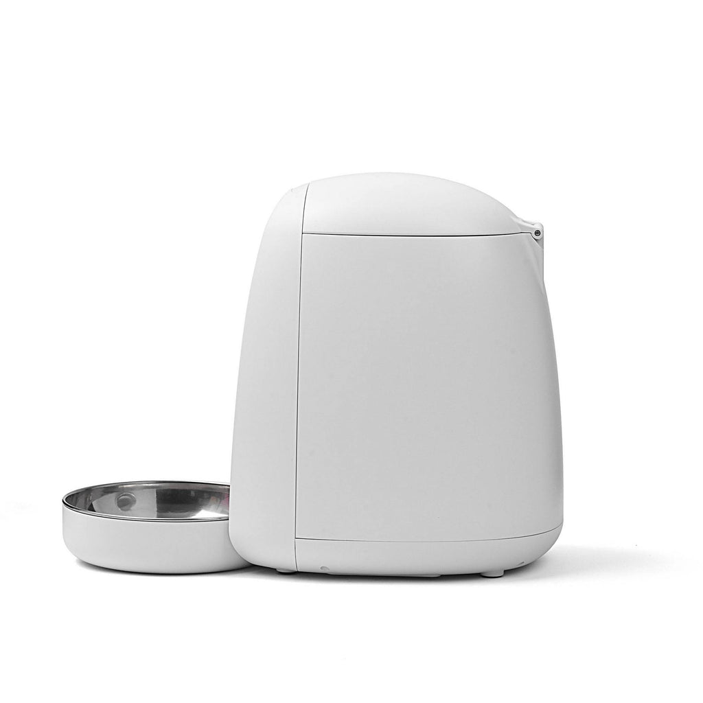 White Automatic Pet Feeder N329594