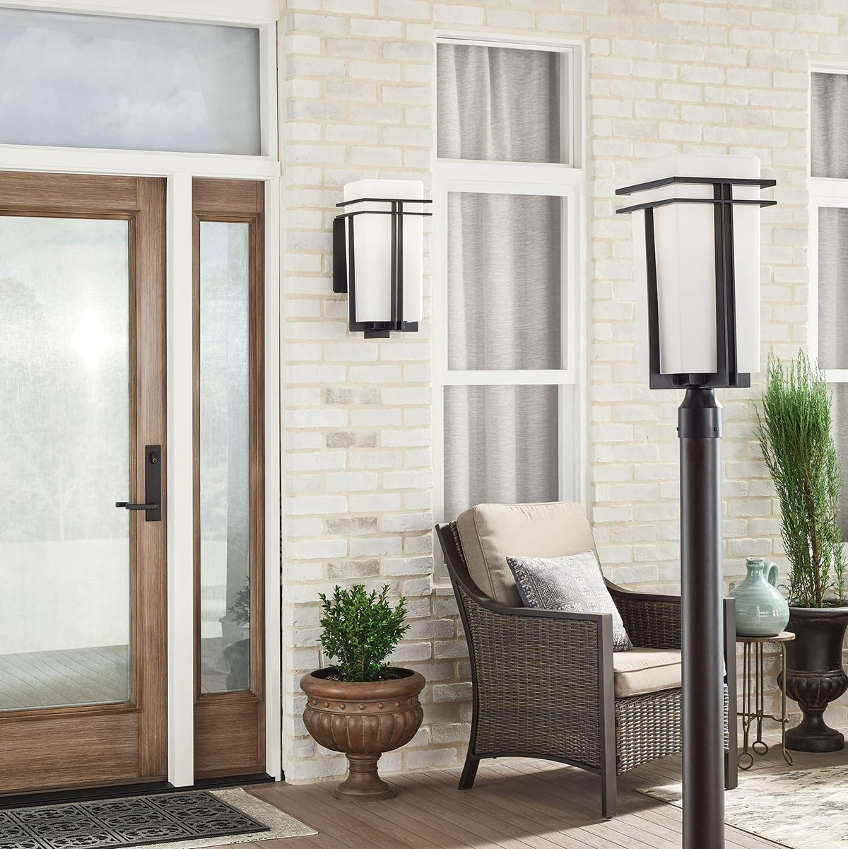 1 Light Black Outdoor Post Light I35258