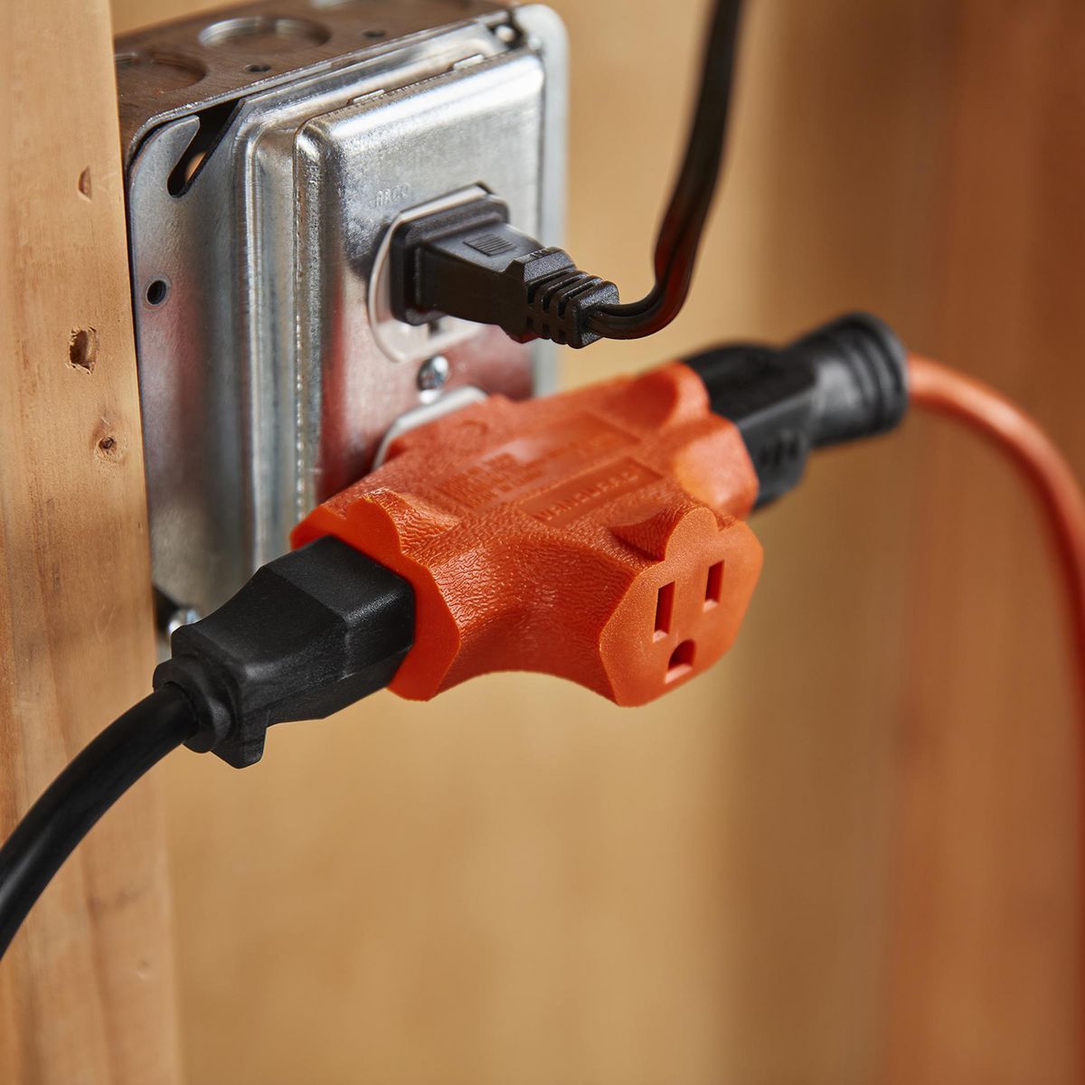 3-Way Grounded Adapter N5913